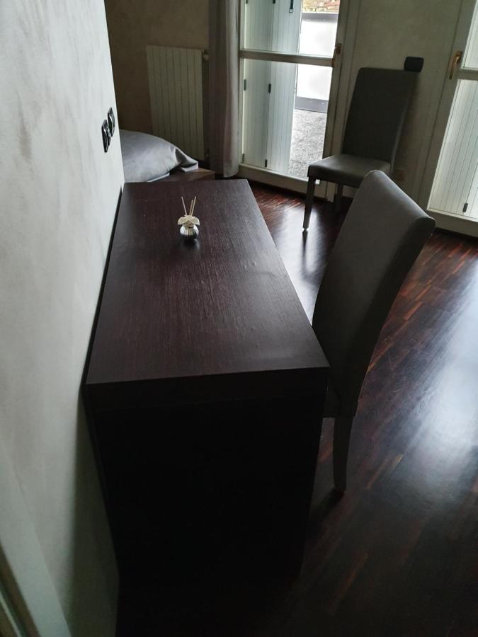 Milano Malpensa Grandi Mansarda Attico Apartment Gallarate Exterior foto