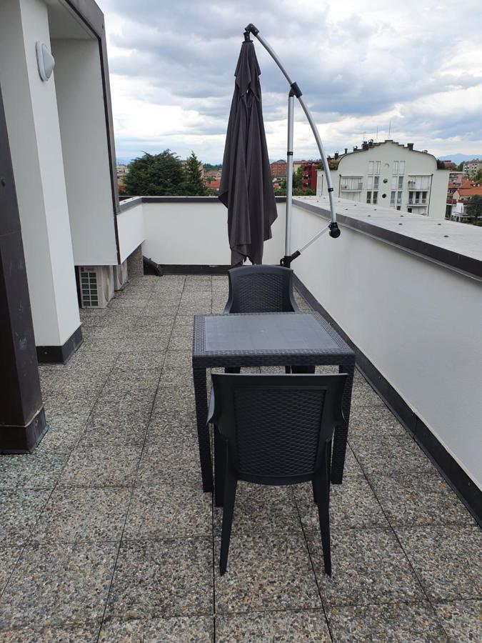 Milano Malpensa Grandi Mansarda Attico Apartment Gallarate Exterior foto